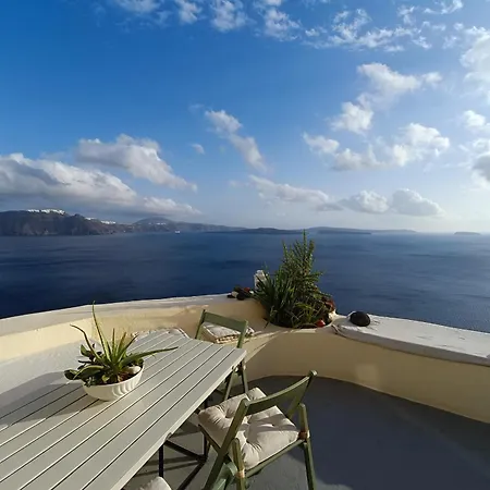 Elias Cave House 270o Caldera View Ия