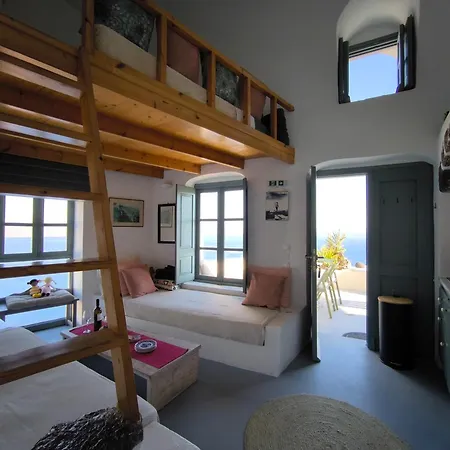 Elias Cave House 270o Caldera View Apartment *