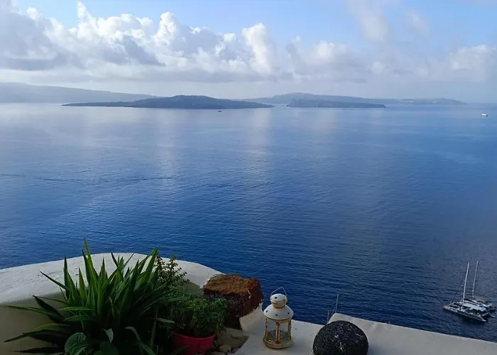 Elias Cave House 270o Caldera View *