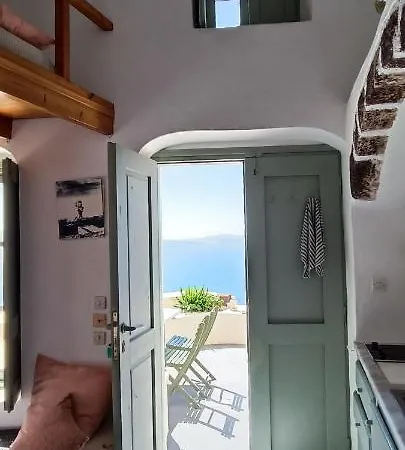 Daire Elias Cave House 270o Caldera View *